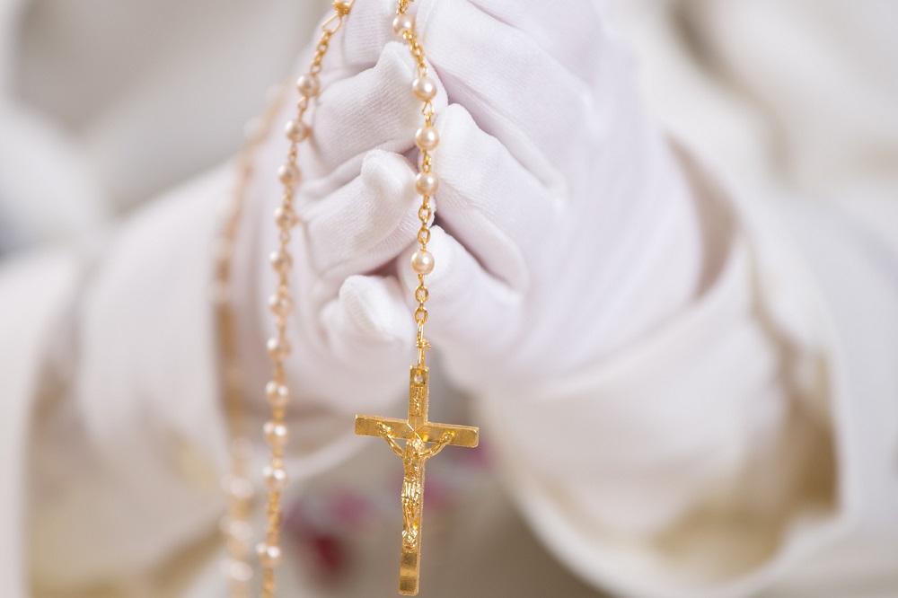 łańcuszek, komunia